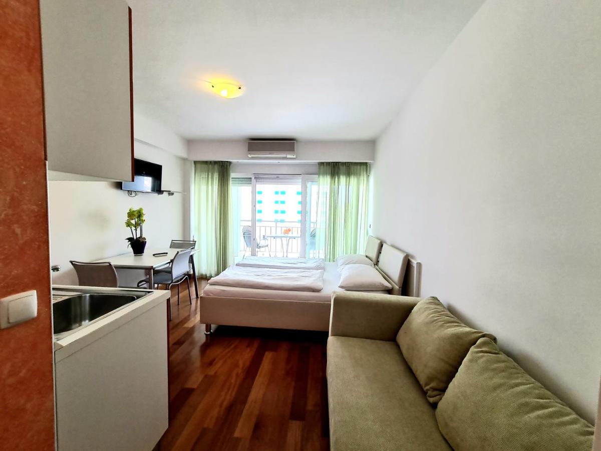 Apartments Veronika Makarska Exterior foto