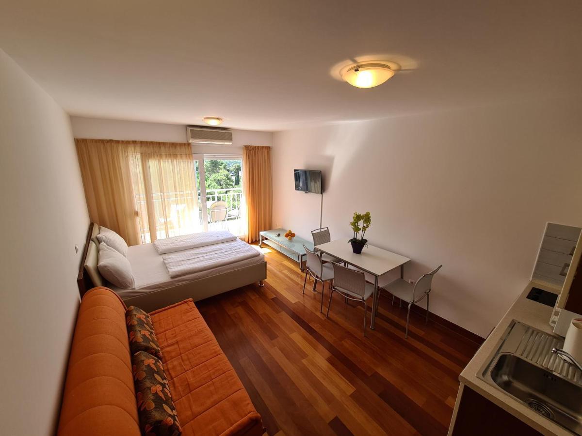 Apartments Veronika Makarska Exterior foto